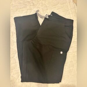 Figs Technical Collection Yola straight leg Scrub Pants in Black